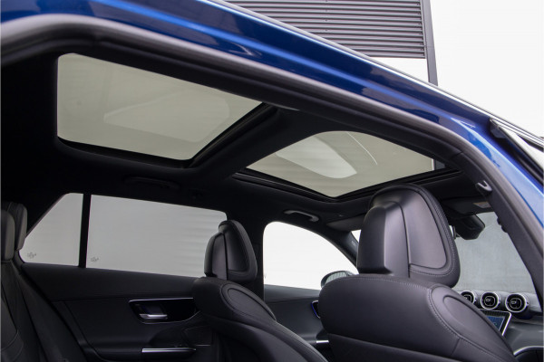 Mercedes-Benz C-Klasse Estate 200 AMG Nightpakket, pano, Camera, 19" ,Carplay, 2022 Mercedes-Benz C-Klasse Estate 200 AMG Nightpakket, pano, Camera, 19" ,Carplay, 2022