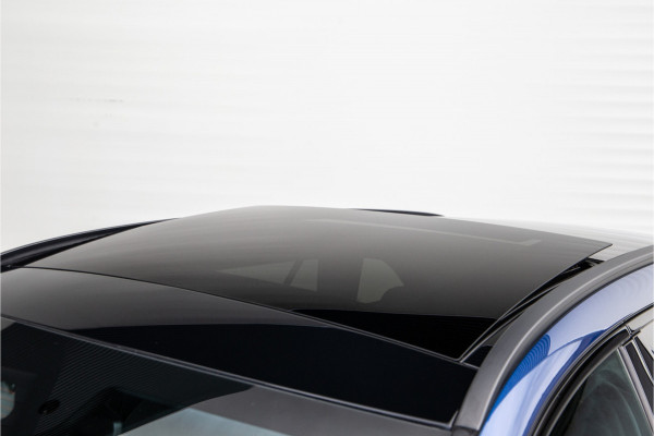 Mercedes-Benz C-Klasse Estate 200 AMG Nightpakket, pano, Camera, 19" ,Carplay, 2022 Mercedes-Benz C-Klasse Estate 200 AMG Nightpakket, pano, Camera, 19" ,Carplay, 2022