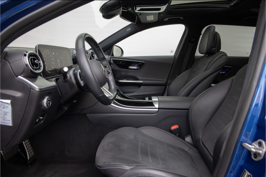 Mercedes-Benz C-Klasse Estate 200 AMG Nightpakket, pano, Camera, 19" ,Carplay, 2022 Mercedes-Benz C-Klasse Estate 200 AMG Nightpakket, pano, Camera, 19" ,Carplay, 2022