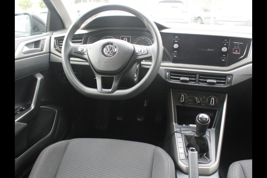 Volkswagen Polo 1.0 MPI Comfortline | NAVIGATIE | STOELVERWARMING |