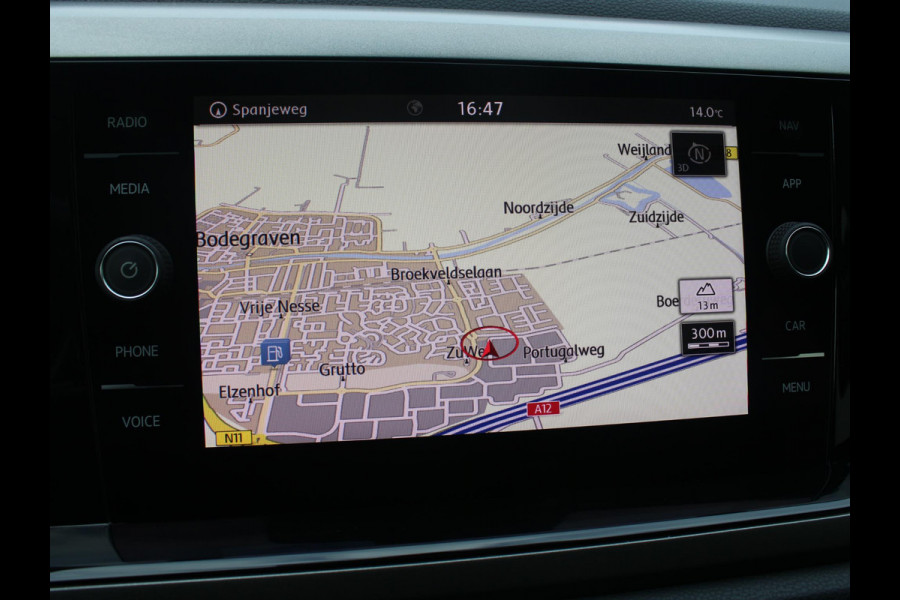 Volkswagen Polo 1.0 MPI Comfortline | NAVIGATIE | STOELVERWARMING |