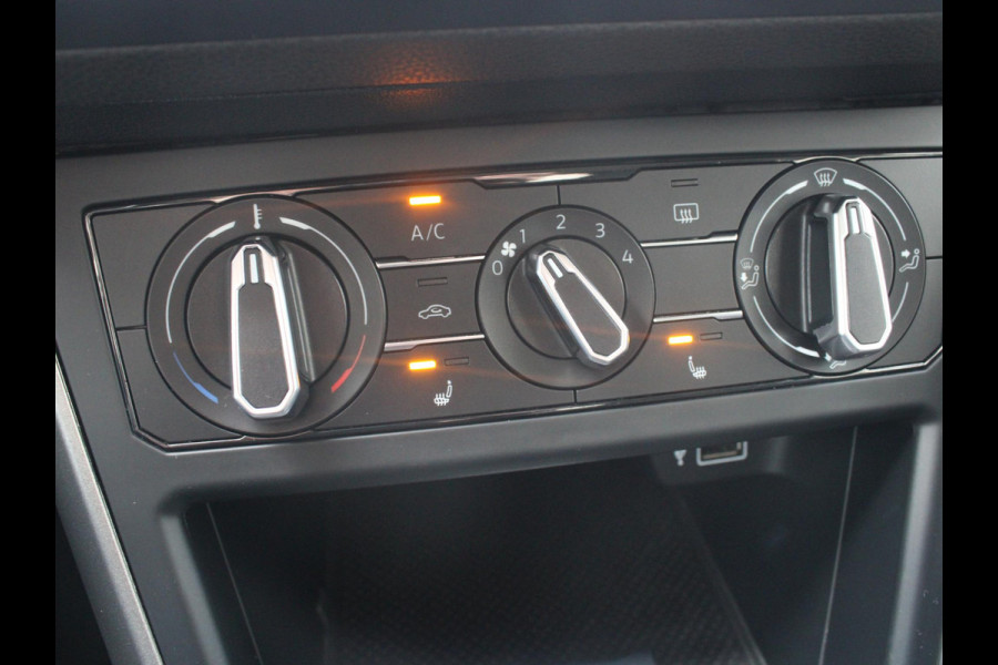Volkswagen Polo 1.0 MPI Comfortline | NAVIGATIE | STOELVERWARMING |
