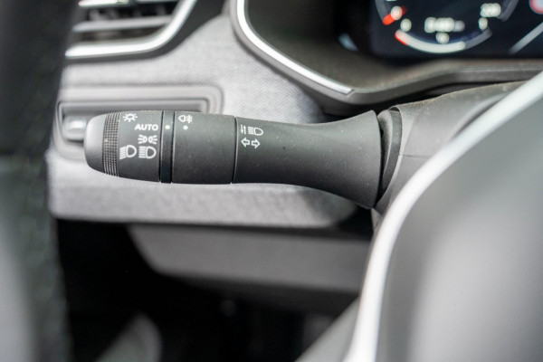 Renault Clio 1.0 TCe 90 GPF techno | Prijs rijklaar incl. 12 mnd garantie | 360 Camera Pdc Navi Led Clima