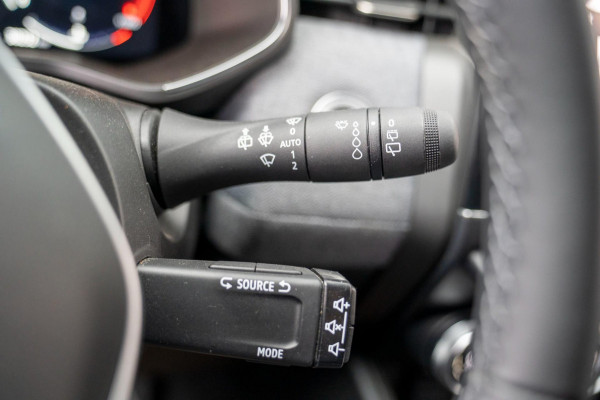 Renault Clio 1.0 TCe 90 GPF techno | Prijs rijklaar incl. 12 mnd garantie | 360 Camera Pdc Navi Led Clima