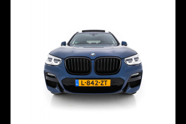 BMW X3 xDrive30e M-Sportpack Business Edition Plus (INCL-BTW) *PANO | LUXURY-LEATHER | FULL-LED | DIGI-COCKPIT | HIFI-SOUND | CARPLAY | DAB+ | HEATED-SPORTSEATS | AMBIENT-LIGHT | PRIVACY-GLASS | SHIFT-PADDLES | TOWBAR | 19''ALU*