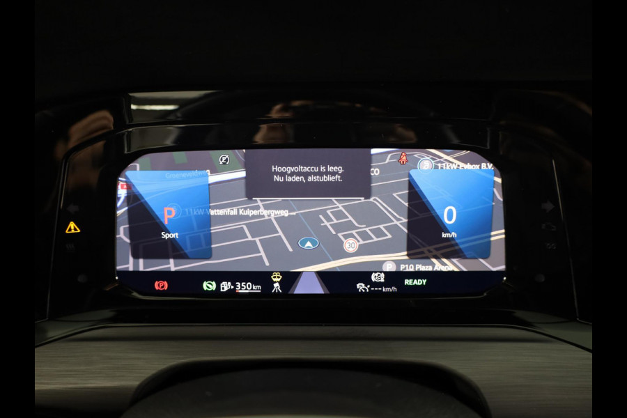Volkswagen Golf 1.4 eHybrid Style 204 pk Automaat (DSG) | Navigatie | Panoramadak | Parkeersensoren | Adaptieve cruise control | Stoelverwarming | Volkswagen Golf 1.4 eHybrid Style 204 pk Automaat (DSG) | Navigatie | Panoramadak | Parkeersensoren | Adaptieve cruise control | Stoelverwarming |