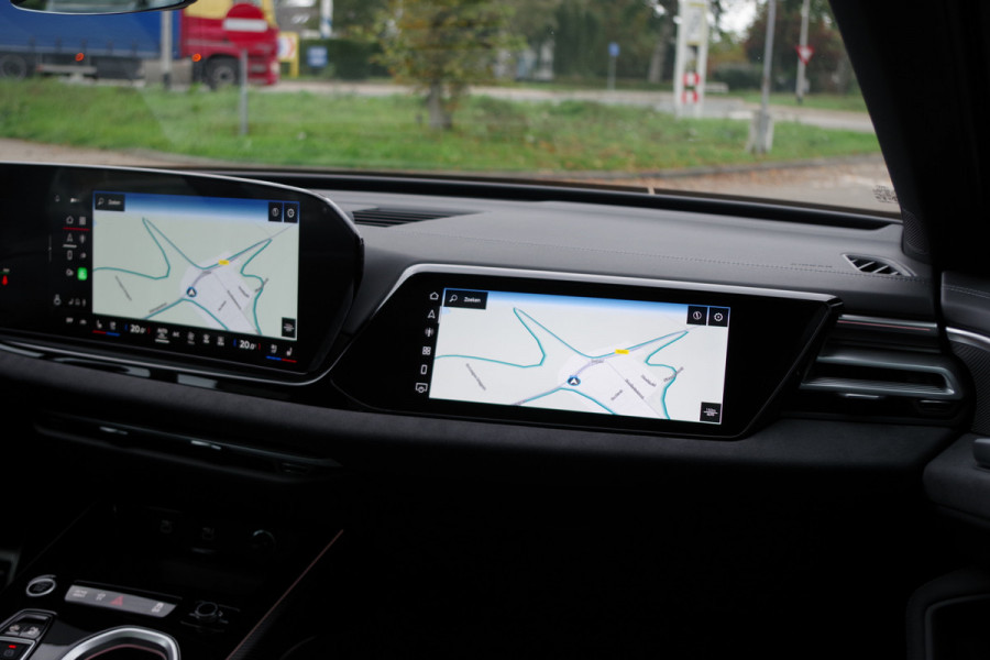 Audi A6 Avant 2.0 e-Hybrid Plug-In Quattro S-Line Edition Competition 367 PK, Luchtvering, Trekhaak, Panoramadak