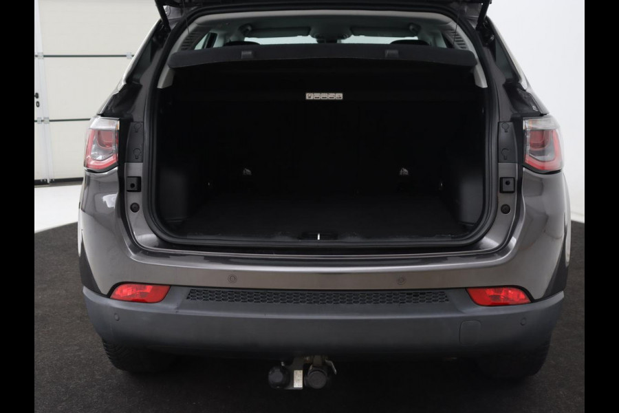 Jeep Compass 1.4 MultiAir Longitude | Half Leder | Cruise Control | Trekhaak afneembaar | Carplay | Camera | Navigatie Jeep Compass 1.4 MultiAir Longitude | Half Leder | Cruise Control | Trekhaak afneembaar | Carplay | Camera | Navigatie
