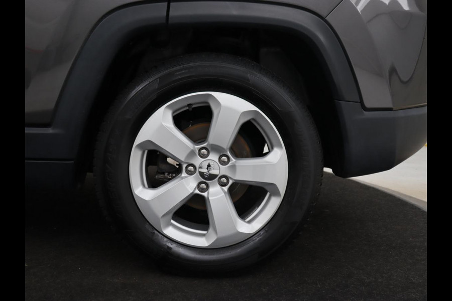 Jeep Compass 1.4 MultiAir Longitude | Half Leder | Cruise Control | Trekhaak afneembaar | Carplay | Camera | Navigatie Jeep Compass 1.4 MultiAir Longitude | Half Leder | Cruise Control | Trekhaak afneembaar | Carplay | Camera | Navigatie
