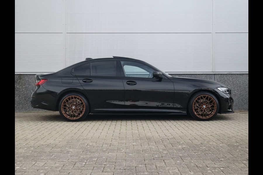 BMW 3-serie M-Sport 19inch / SOH91% / Glazen dak / HiFi / 50 Jahre / Camera / M Performance BMW 3-serie M-Sport 19inch / SOH91% / Glazen dak / HiFi / 50 Jahre / Camera / M Performance