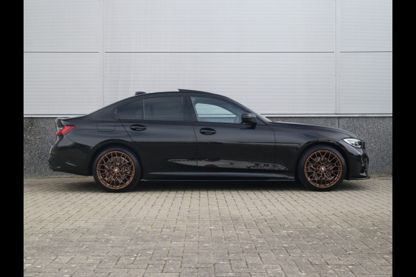 BMW 3-serie M-Sport 19inch / SOH91% / Glazen dak / HiFi / 50 Jahre / Camera / M Performance BMW 3-serie M-Sport 19inch / SOH91% / Glazen dak / HiFi / 50 Jahre / Camera / M Performance
