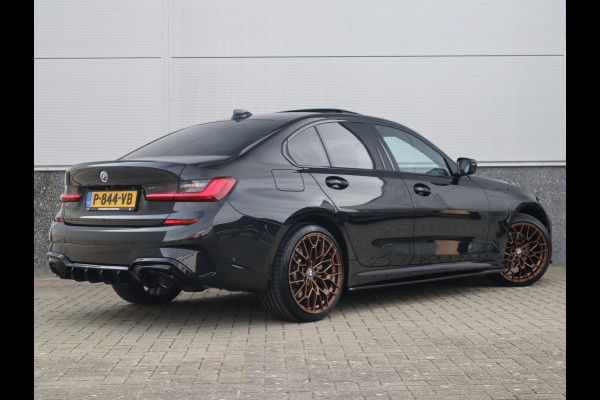 BMW 3-serie M-Sport 19inch / SOH91% / Glazen dak / HiFi / 50 Jahre / Camera / M Performance BMW 3-serie M-Sport 19inch / SOH91% / Glazen dak / HiFi / 50 Jahre / Camera / M Performance