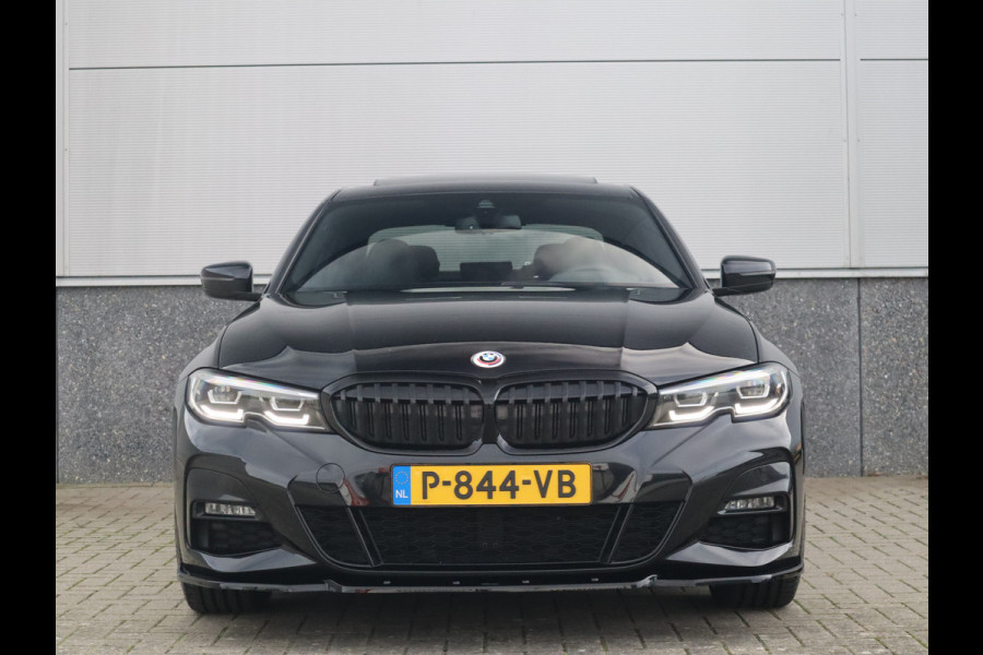 BMW 3-serie M-Sport 19inch / SOH91% / Glazen dak / HiFi / 50 Jahre / Camera / M Performance BMW 3-serie M-Sport 19inch / SOH91% / Glazen dak / HiFi / 50 Jahre / Camera / M Performance