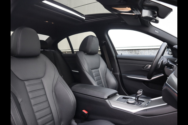 BMW 3-serie M-Sport 19inch / SOH91% / Glazen dak / HiFi / 50 Jahre / Camera / M Performance BMW 3-serie M-Sport 19inch / SOH91% / Glazen dak / HiFi / 50 Jahre / Camera / M Performance