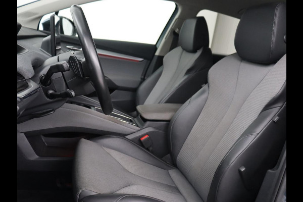 Škoda ENYAQ iV 60 | Trekhaak | Adaptive cruise | Camera | Keyless | Stuurverwarming | Half leder | 19'' | Carplay | Navigatie | Digital Cockpit | Full LED | File Assistent | Parkeerhulp Škoda ENYAQ iV 60 | Trekhaak | Adaptive cruise | Camera | Keyless | Stuurverwarming | Half leder | 19'' | Carplay | Navigatie | Digital Cockpit | Full LED | File Assistent | Parkeerhulp