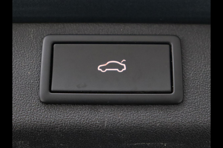 Škoda ENYAQ iV 60 | Trekhaak | Adaptive cruise | Camera | Keyless | Stuurverwarming | Half leder | 19'' | Carplay | Navigatie | Digital Cockpit | Full LED | File Assistent | Parkeerhulp Škoda ENYAQ iV 60 | Trekhaak | Adaptive cruise | Camera | Keyless | Stuurverwarming | Half leder | 19'' | Carplay | Navigatie | Digital Cockpit | Full LED | File Assistent | Parkeerhulp