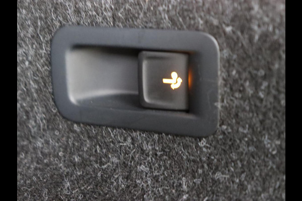 Škoda ENYAQ iV 60 | Trekhaak | Adaptive cruise | Camera | Keyless | Stuurverwarming | Half leder | 19'' | Carplay | Navigatie | Digital Cockpit | Full LED | File Assistent | Parkeerhulp Škoda ENYAQ iV 60 | Trekhaak | Adaptive cruise | Camera | Keyless | Stuurverwarming | Half leder | 19'' | Carplay | Navigatie | Digital Cockpit | Full LED | File Assistent | Parkeerhulp