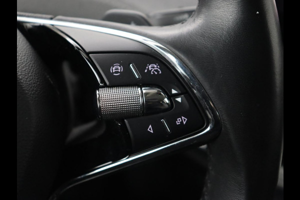 Škoda ENYAQ iV 60 | Trekhaak | Adaptive cruise | Camera | Keyless | Stuurverwarming | Half leder | 19'' | Carplay | Navigatie | Digital Cockpit | Full LED | File Assistent | Parkeerhulp Škoda ENYAQ iV 60 | Trekhaak | Adaptive cruise | Camera | Keyless | Stuurverwarming | Half leder | 19'' | Carplay | Navigatie | Digital Cockpit | Full LED | File Assistent | Parkeerhulp