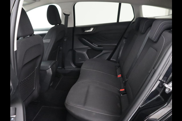Ford FOCUS Wagon 1.5 EcoBoost Titanium Business | Stoel & Stuurverwarming | LED | Cruise Control | Trekhaak | Camera | Navigatie | Carplay