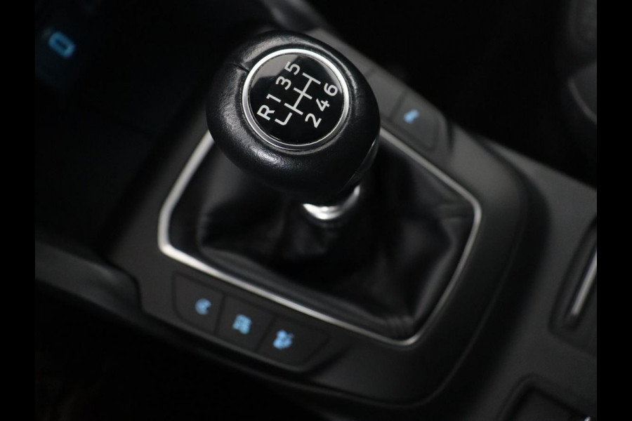 Ford FOCUS Wagon 1.5 EcoBoost Titanium Business | Stoel & Stuurverwarming | LED | Cruise Control | Trekhaak | Camera | Navigatie | Carplay