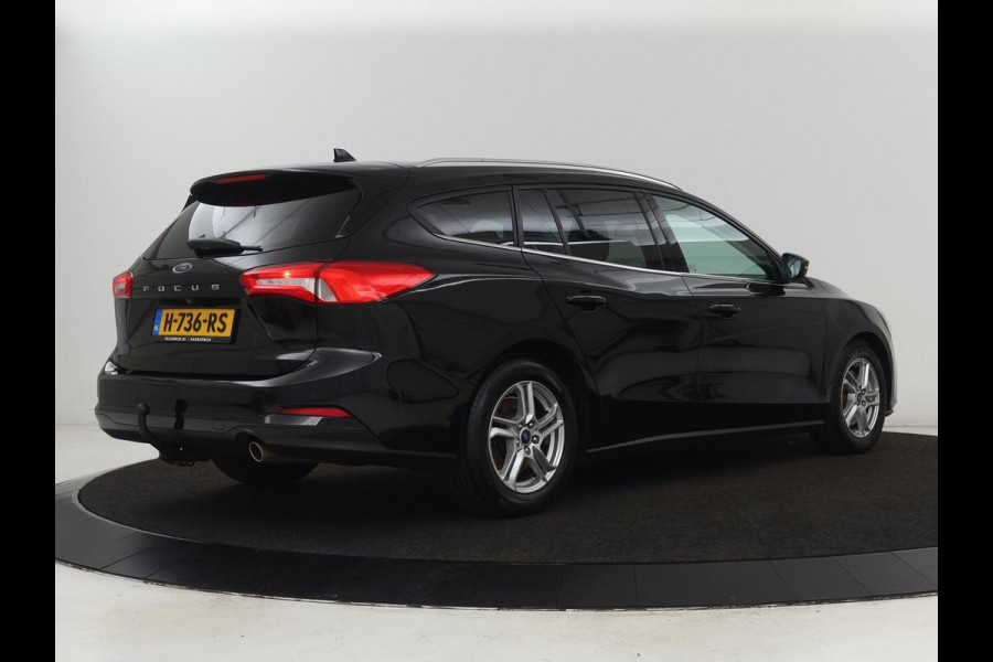 Ford FOCUS Wagon 1.5 EcoBoost Titanium Business | Stoel & Stuurverwarming | LED | Cruise Control | Trekhaak | Camera | Navigatie | Carplay