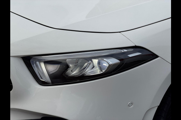Mercedes-Benz A-Klasse A200 AMG Limo LED Pano Camera Sfeer Mercedes-Benz A-Klasse A200 AMG Limo LED Pano Camera Sfeer