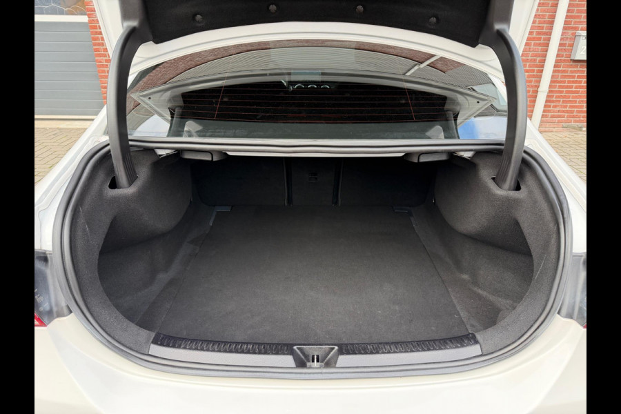 Mercedes-Benz A-Klasse A200 AMG Limo LED Pano Camera Sfeer Mercedes-Benz A-Klasse A200 AMG Limo LED Pano Camera Sfeer