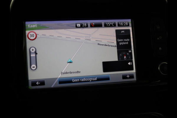 Renault Captur 1.2 TCe Intens | Automaat | Cruise Control | Trekhaak | Camera | Navigatie | Climate Control | PDC