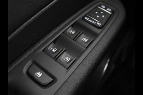 Renault Captur 1.2 TCe Intens | Automaat | Cruise Control | Trekhaak | Camera | Navigatie | Climate Control | PDC