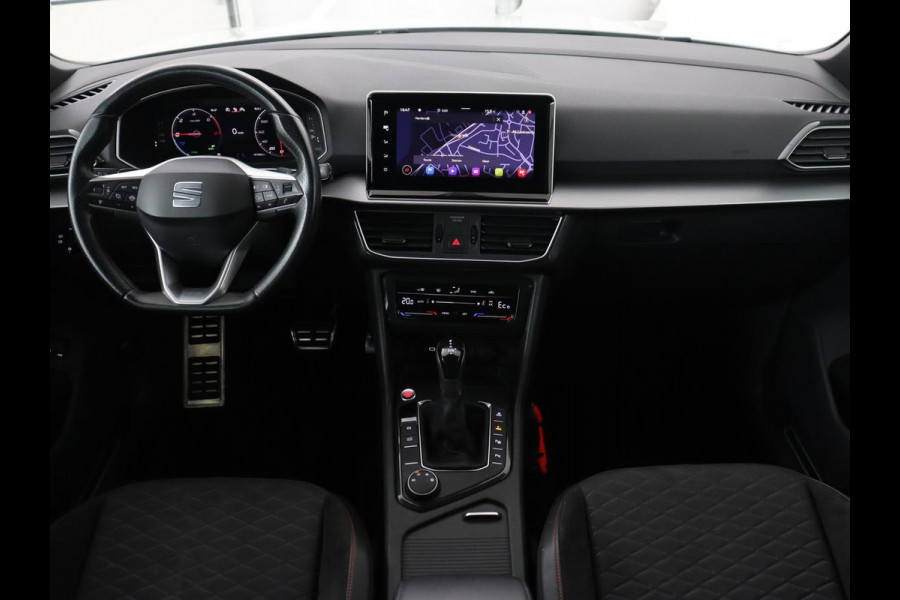 Seat Tarraco 1.4 TSI eHybrid PHEV FR | Panoramadak | Trekhaak | Adaptive cruise | Alcantara | Carplay | Navigatie | Camera | Full LED | 19'' lichtmetalen velgen | Plug In