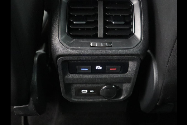 Seat Tarraco 1.4 TSI eHybrid PHEV FR | Panoramadak | Trekhaak | Adaptive cruise | Alcantara | Carplay | Navigatie | Camera | Full LED | 19'' lichtmetalen velgen | Plug In