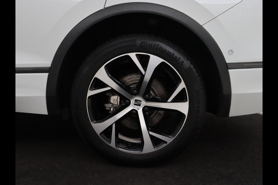 Seat Tarraco 1.4 TSI eHybrid PHEV FR | Panoramadak | Trekhaak | Adaptive cruise | Alcantara | Carplay | Navigatie | Camera | Full LED | 19'' lichtmetalen velgen | Plug In