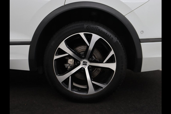 Seat Tarraco 1.4 TSI eHybrid PHEV FR | Panoramadak | Trekhaak | Adaptive cruise | Alcantara | Carplay | Navigatie | Camera | Full LED | 19'' lichtmetalen velgen | Plug In