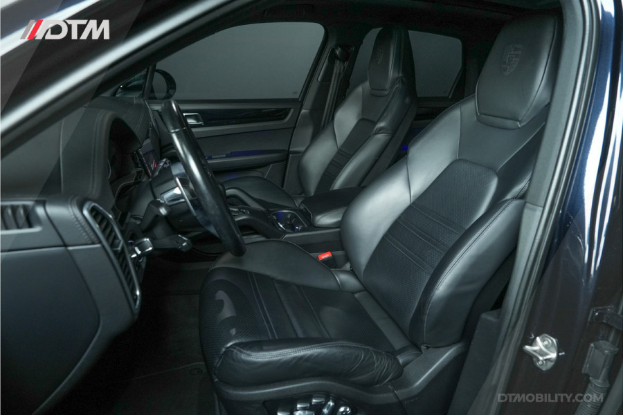 Porsche Cayenne 3.0 E-Hybrid | Sport Design & Chrono | | Panoramadak | ACC | Achterasbesturing Porsche Cayenne 3.0 E-Hybrid | Sport Design & Chrono | | Panoramadak | ACC | Achterasbesturing