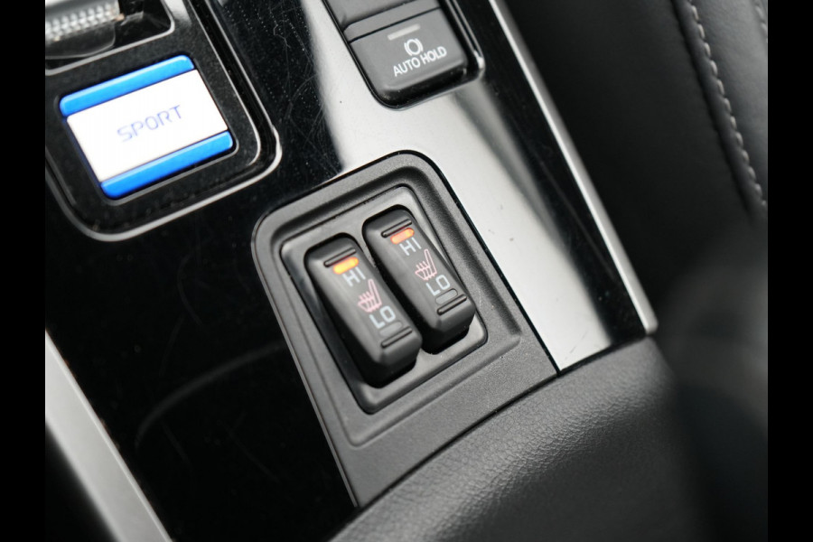Mitsubishi Outlander 2.4 Intense+ Plug In Hybrid 225pk Dealer O.H. PHEV | 360 Camera | Lederen Sportstoelen Verwarmd | Apple Carplay | Stuur Verwarmd | Keyless | Blis | DAB | Mitsubishi Outlander 2.4 Intense+ Plug In Hybrid 225pk Dealer O.H. PHEV | 360 Camera | Lederen Sportstoelen Verwarmd | Apple Carplay | Stuur Verwarmd | Keyless | Blis | DAB |