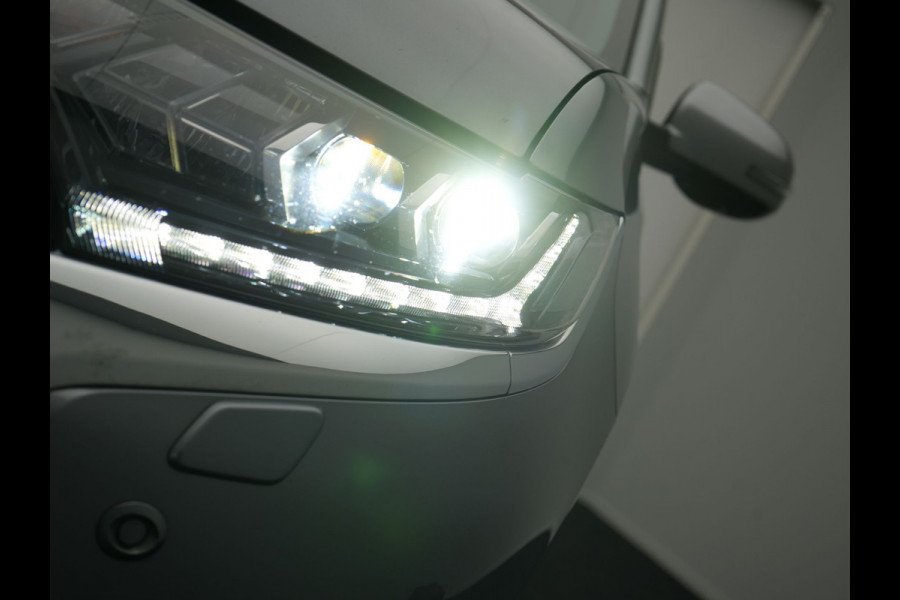 Mitsubishi Outlander 2.4 Intense+ Plug In Hybrid 225pk Dealer O.H. PHEV | 360 Camera | Lederen Sportstoelen Verwarmd | Apple Carplay | Stuur Verwarmd | Keyless | Blis | DAB | Mitsubishi Outlander 2.4 Intense+ Plug In Hybrid 225pk Dealer O.H. PHEV | 360 Camera | Lederen Sportstoelen Verwarmd | Apple Carplay | Stuur Verwarmd | Keyless | Blis | DAB |