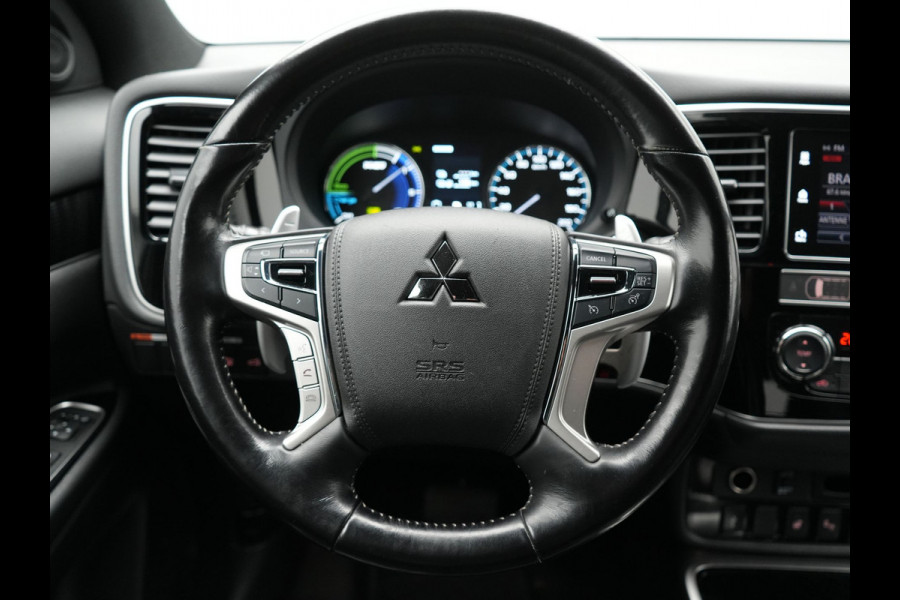 Mitsubishi Outlander 2.4 Intense+ Plug In Hybrid 225pk Dealer O.H. PHEV | 360 Camera | Lederen Sportstoelen Verwarmd | Apple Carplay | Stuur Verwarmd | Keyless | Blis | DAB | Mitsubishi Outlander 2.4 Intense+ Plug In Hybrid 225pk Dealer O.H. PHEV | 360 Camera | Lederen Sportstoelen Verwarmd | Apple Carplay | Stuur Verwarmd | Keyless | Blis | DAB |