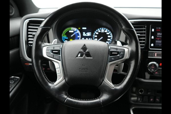 Mitsubishi Outlander 2.4 Intense+ Plug In Hybrid 225pk Dealer O.H. PHEV | 360 Camera | Lederen Sportstoelen Verwarmd | Apple Carplay | Stuur Verwarmd | Keyless | Blis | DAB | Mitsubishi Outlander 2.4 Intense+ Plug In Hybrid 225pk Dealer O.H. PHEV | 360 Camera | Lederen Sportstoelen Verwarmd | Apple Carplay | Stuur Verwarmd | Keyless | Blis | DAB |