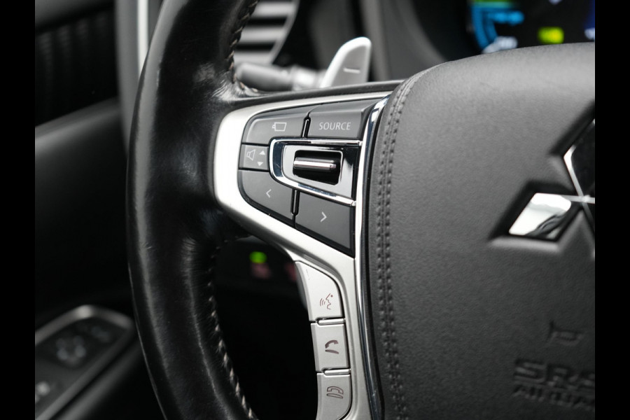 Mitsubishi Outlander 2.4 Intense+ Plug In Hybrid 225pk Dealer O.H. PHEV | 360 Camera | Lederen Sportstoelen Verwarmd | Apple Carplay | Stuur Verwarmd | Keyless | Blis | DAB | Mitsubishi Outlander 2.4 Intense+ Plug In Hybrid 225pk Dealer O.H. PHEV | 360 Camera | Lederen Sportstoelen Verwarmd | Apple Carplay | Stuur Verwarmd | Keyless | Blis | DAB |