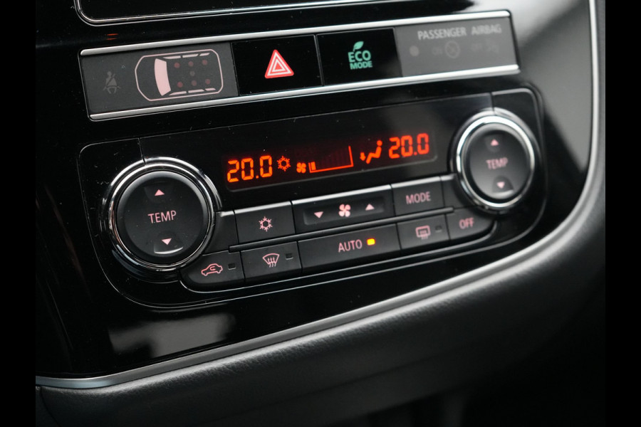 Mitsubishi Outlander 2.4 Intense+ Plug In Hybrid 225pk Dealer O.H. PHEV | 360 Camera | Lederen Sportstoelen Verwarmd | Apple Carplay | Stuur Verwarmd | Keyless | Blis | DAB | Mitsubishi Outlander 2.4 Intense+ Plug In Hybrid 225pk Dealer O.H. PHEV | 360 Camera | Lederen Sportstoelen Verwarmd | Apple Carplay | Stuur Verwarmd | Keyless | Blis | DAB |