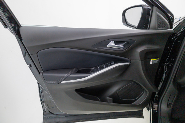 Opel Grandland 1.6 Turbo Plug-In Hybrid 4x4 GSe Adaptive cruise | Stoel- stuur- voorruitverwarming Navigatie, 360 camera, AGR stoelen, Elektrische achterklep, Keyless