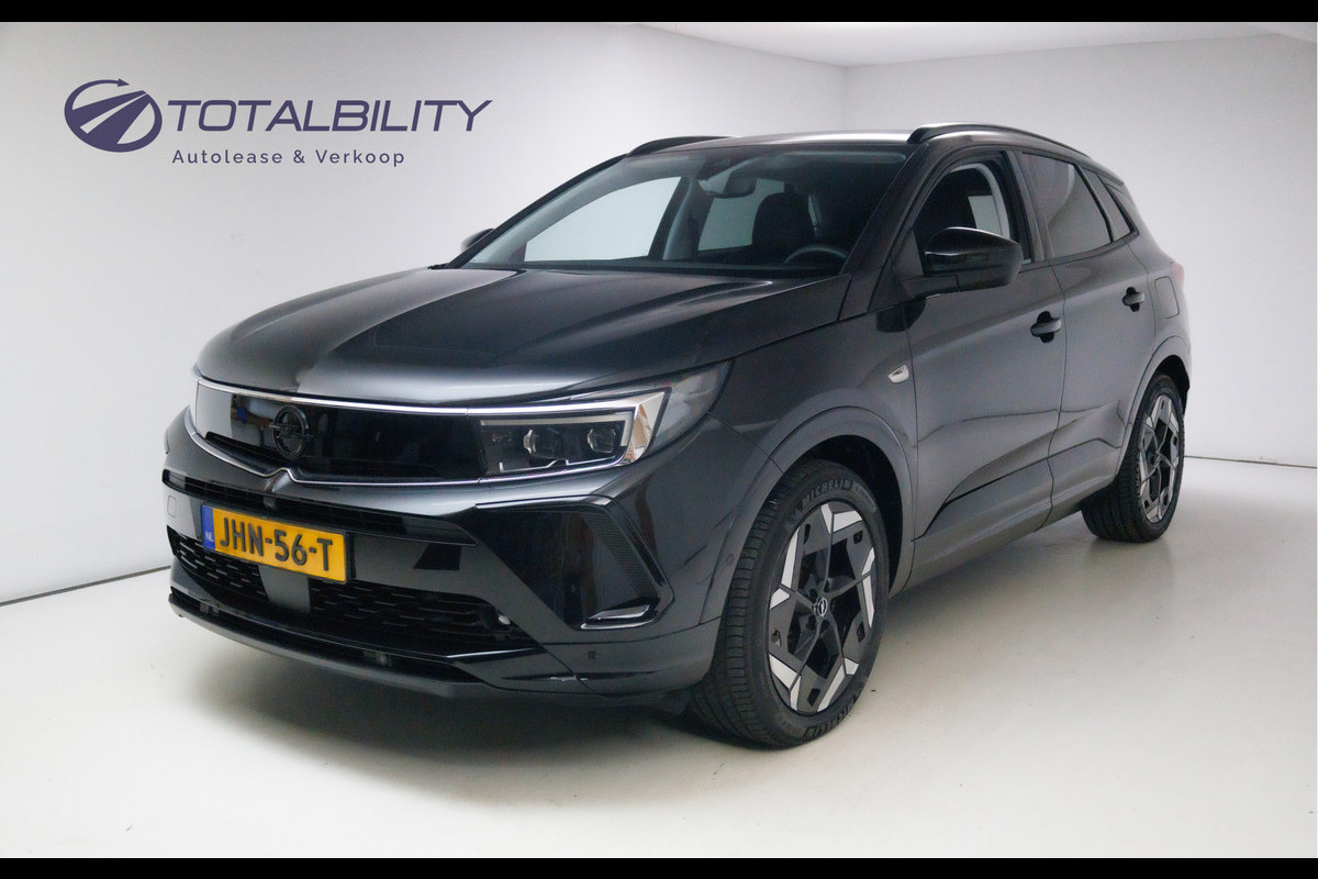 Opel Grandland 1.6 Turbo Plug-In Hybrid 4x4 GSe Adaptive cruise | Stoel- stuur- voorruitverwarming Navigatie, 360 camera, AGR stoelen, Elektrische achterklep, Keyless Opel Grandland 1.6 Turbo Plug-In Hybrid 4x4 GSe Adaptive cruise | Stoel- stuur- voorruitverwarming Navigatie, 360 camera, AGR stoelen, Elektrische achterklep, Keyless