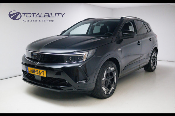 Opel Grandland 1.6 Turbo Plug-In Hybrid 4x4 GSe Adaptive cruise | Stoel- stuur- voorruitverwarming Navigatie, 360 camera, AGR stoelen, Elektrische achterklep, Keyless