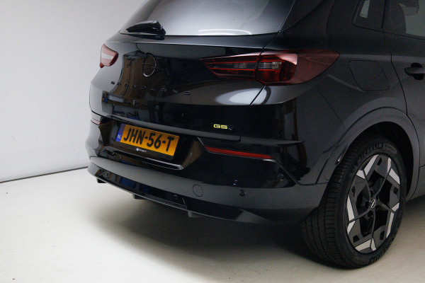 Opel Grandland 1.6 Turbo Plug-In Hybrid 4x4 GSe Adaptive cruise | Stoel- stuur- voorruitverwarming Navigatie, 360 camera, AGR stoelen, Elektrische achterklep, Keyless