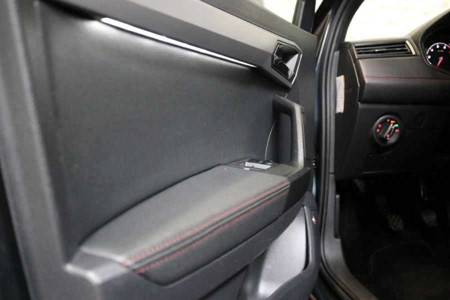 Seat Arona 1.0 TSI FR Business Intense | VIRTUAL COCKPIT | LED | CAMERA | DODEHOEK SENSOREN | SIGNATURE | VOL OPTIES |