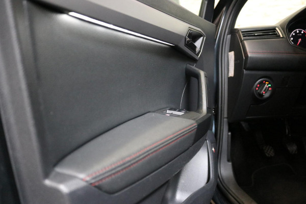 Seat Arona 1.0 TSI FR Business Intense | VIRTUAL COCKPIT | LED | CAMERA | DODEHOEK SENSOREN | SIGNATURE | VOL OPTIES |