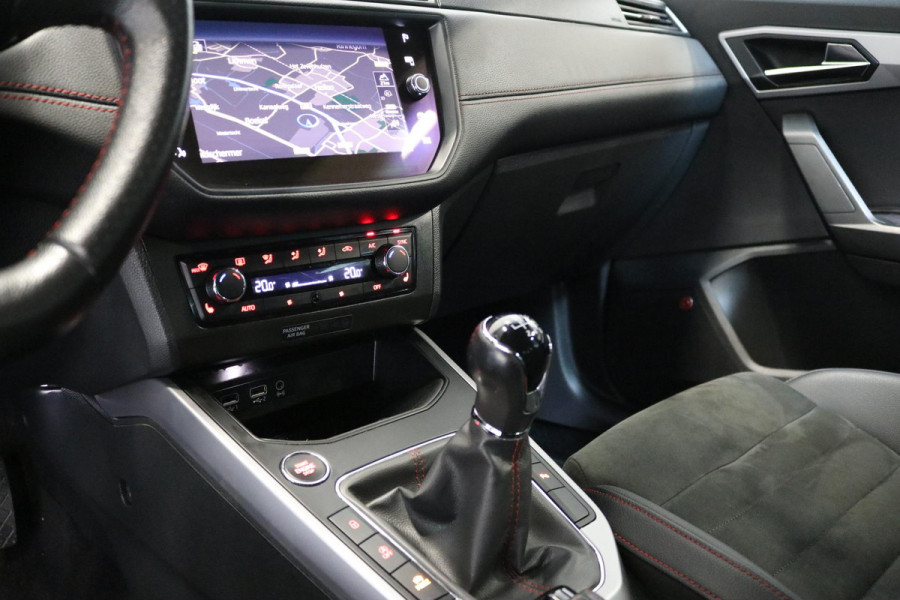 Seat Arona 1.0 TSI FR Business Intense | VIRTUAL COCKPIT | LED | CAMERA | DODEHOEK SENSOREN | SIGNATURE | VOL OPTIES |