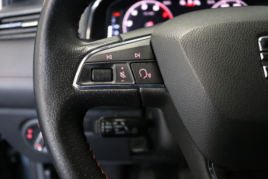 Seat Arona 1.0 TSI FR Business Intense | VIRTUAL COCKPIT | LED | CAMERA | DODEHOEK SENSOREN | SIGNATURE | VOL OPTIES |