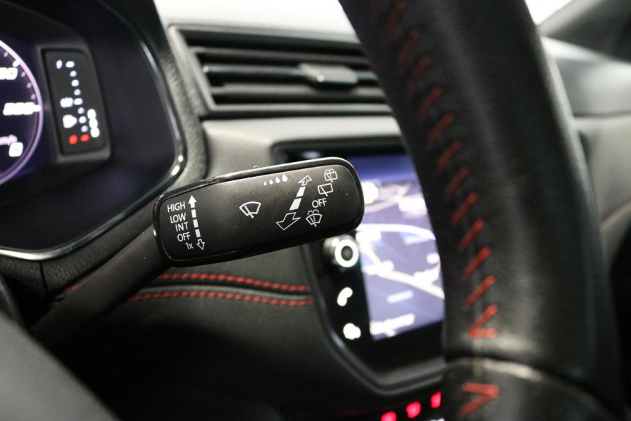 Seat Arona 1.0 TSI FR Business Intense | VIRTUAL COCKPIT | LED | CAMERA | DODEHOEK SENSOREN | SIGNATURE | VOL OPTIES |