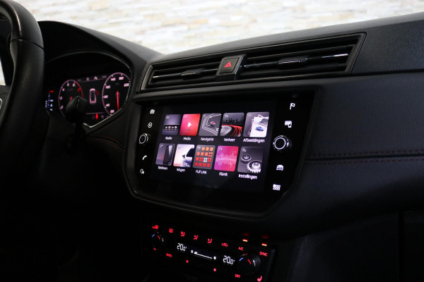 Seat Arona 1.0 TSI FR Business Intense | VIRTUAL COCKPIT | LED | CAMERA | DODEHOEK SENSOREN | SIGNATURE | VOL OPTIES |